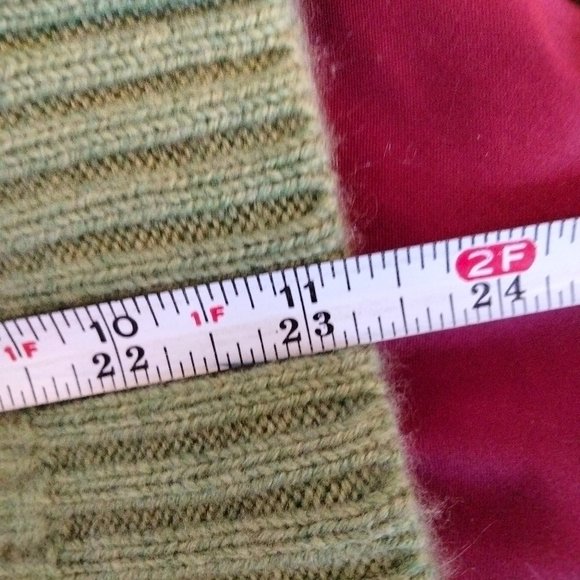 100 percent cashmere light olive heavy cable T-neck size L - Picture 6 of 6